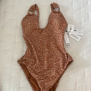 SANCTUARY SWIM High Leg Scoop Neck One-Piece Swimsuit XS